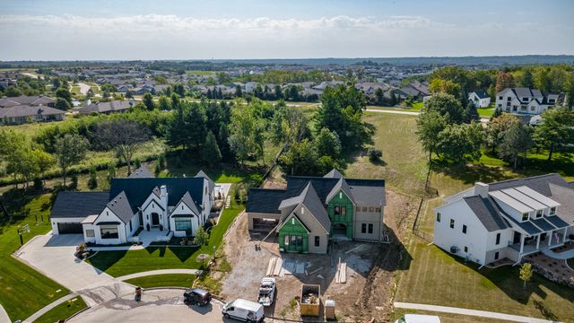 9468 Treehaven Court, West Des Moines, IA 50266
