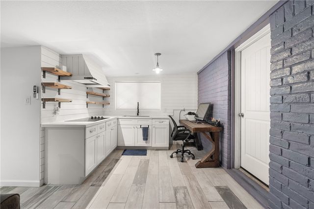 2802 Woodmeadow Drive, Bryan, TX 77802