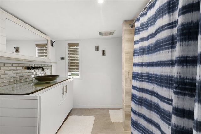 2802 Woodmeadow Drive, Bryan, TX 77802