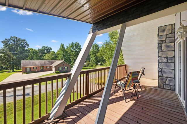 117 Sparrow Ln, Dover, TN 37058