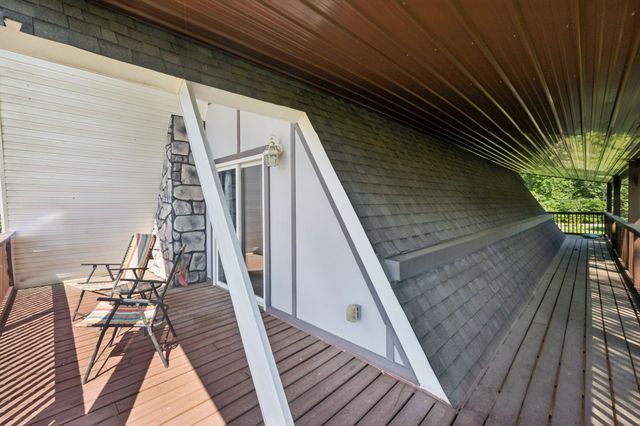 117 Sparrow Ln, Dover, TN 37058