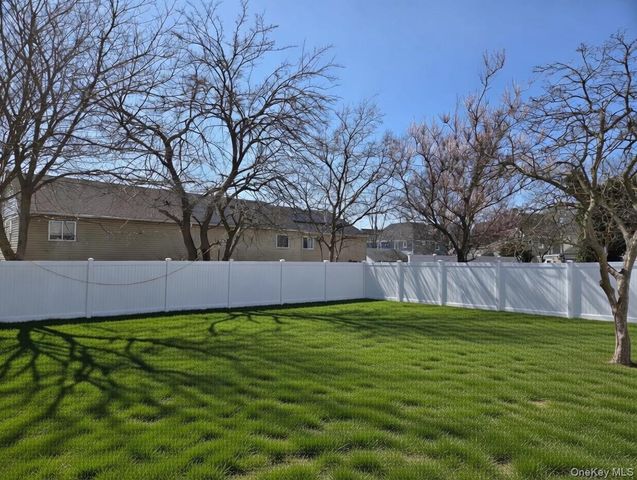 267 Morris Avenue, Inwood, NY 11096