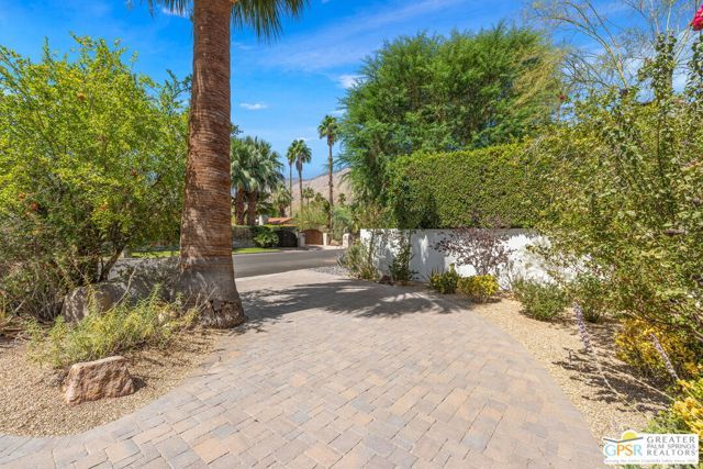248 E Palo Verde Avenue, Palm Springs, CA 92264