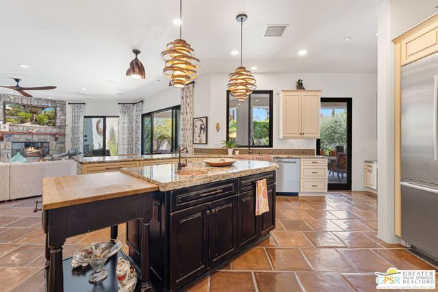 248 E Palo Verde Avenue, Palm Springs, CA 92264