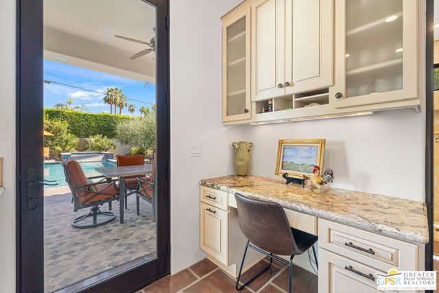 248 E Palo Verde Avenue, Palm Springs, CA 92264