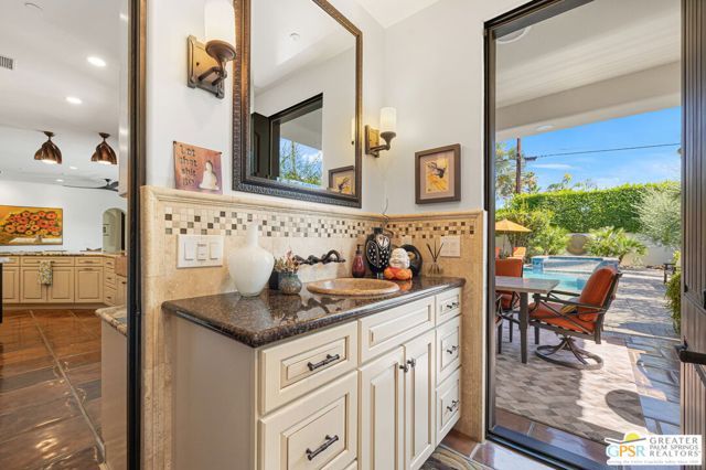 248 E Palo Verde Avenue, Palm Springs, CA 92264