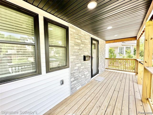 442 Ardmore Drive, Ferndale, MI 48220