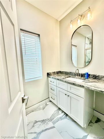 442 Ardmore Drive, Ferndale, MI 48220