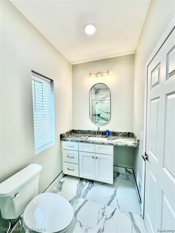 442 Ardmore Drive, Ferndale, MI 48220