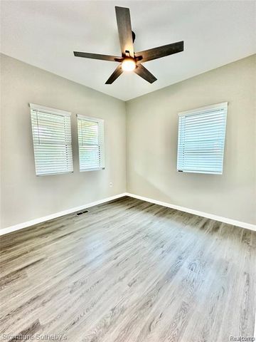 442 Ardmore Drive, Ferndale, MI 48220