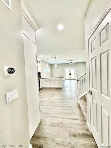 442 Ardmore Drive, Ferndale, MI 48220