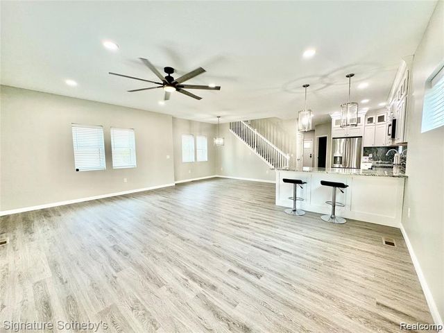 442 Ardmore Drive, Ferndale, MI 48220