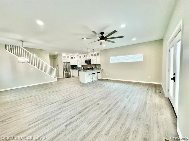 442 Ardmore Drive, Ferndale, MI 48220