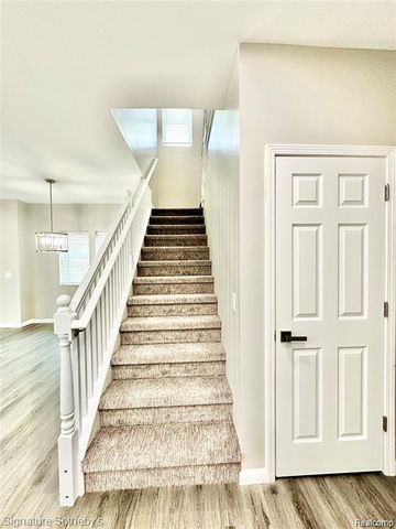 442 Ardmore Drive, Ferndale, MI 48220
