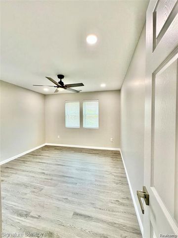 442 Ardmore Drive, Ferndale, MI 48220