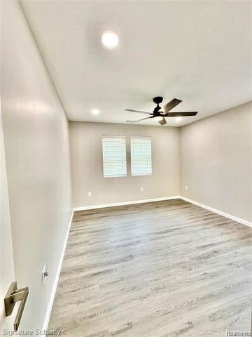 442 Ardmore Drive, Ferndale, MI 48220