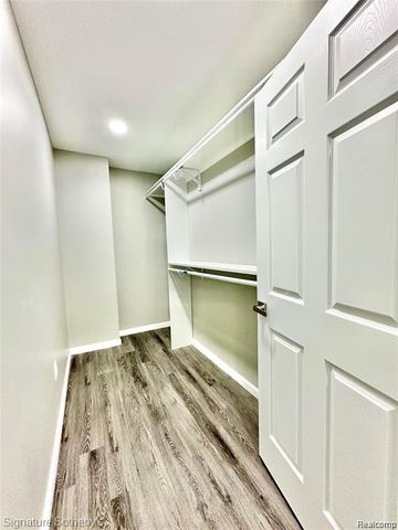 442 Ardmore Drive, Ferndale, MI 48220