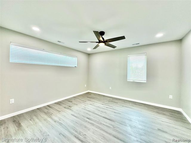 442 Ardmore Drive, Ferndale, MI 48220