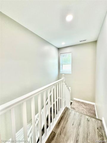 442 Ardmore Drive, Ferndale, MI 48220