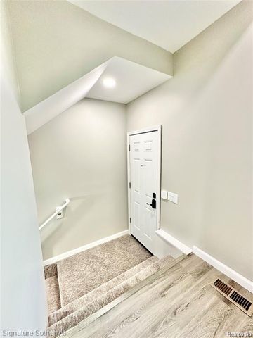 442 Ardmore Drive, Ferndale, MI 48220