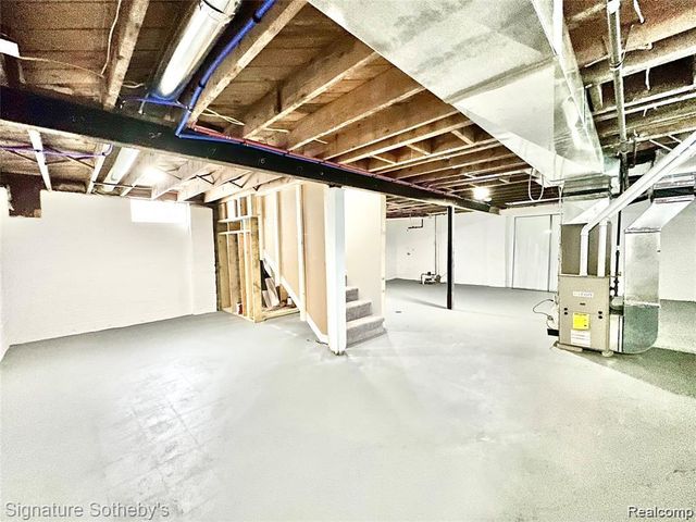442 Ardmore Drive, Ferndale, MI 48220