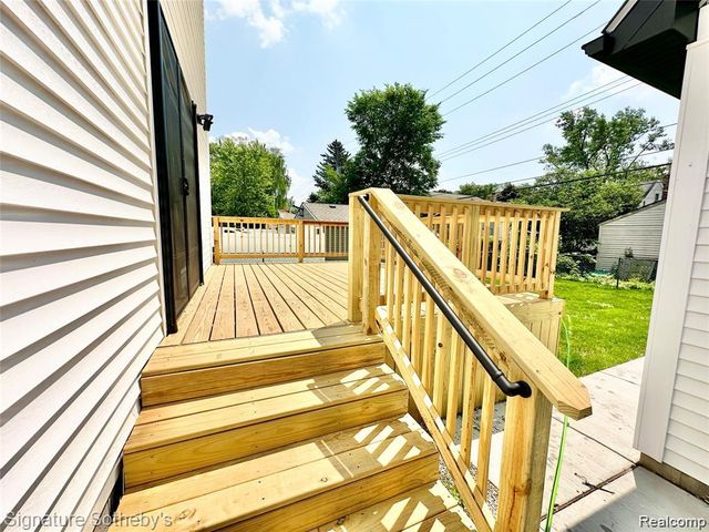 442 Ardmore Drive, Ferndale, MI 48220
