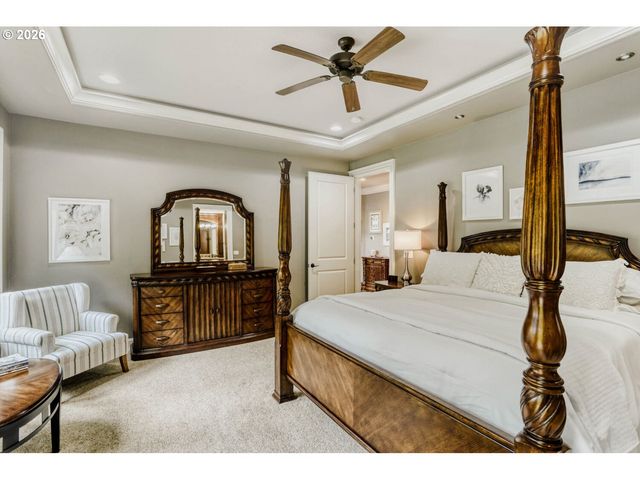 15809 Se PALERMO Ave, Happy Valley, OR 97086