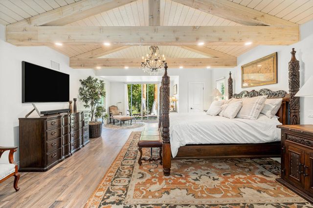 3330 Andreas Hills Drive, Palm Springs, CA 92264