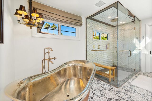 3330 Andreas Hills Drive, Palm Springs, CA 92264