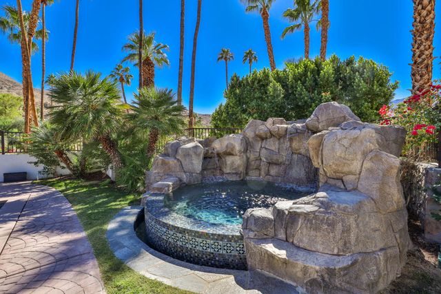 3330 Andreas Hills Drive, Palm Springs, CA 92264