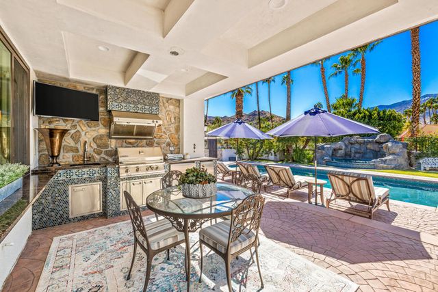 3330 Andreas Hills Drive, Palm Springs, CA 92264