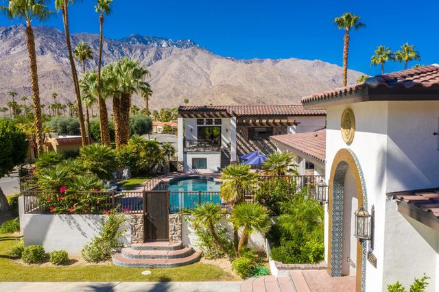 3330 Andreas Hills Drive, Palm Springs, CA 92264
