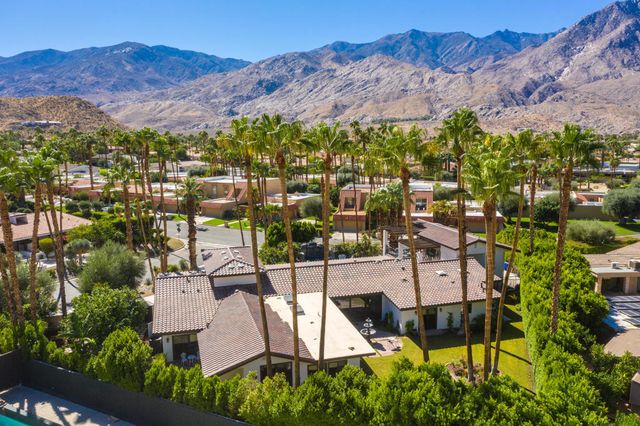 3330 Andreas Hills Drive, Palm Springs, CA 92264