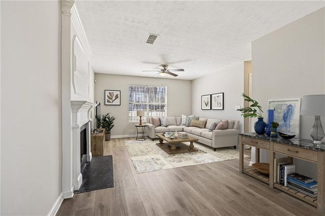 4310 Westglen Drive, Ellenwood, GA 30294