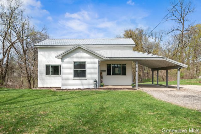 816 W Montcalm Street, Greenville, MI 48838