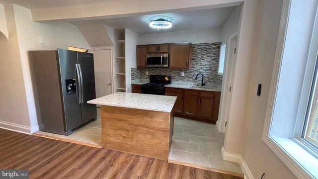 1216 BONAPARTE AVE, Baltimore, MD 21218