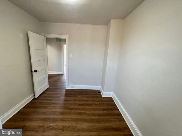 1216 BONAPARTE AVE, Baltimore, MD 21218