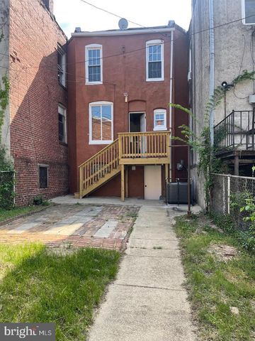 1216 BONAPARTE AVE, Baltimore, MD 21218