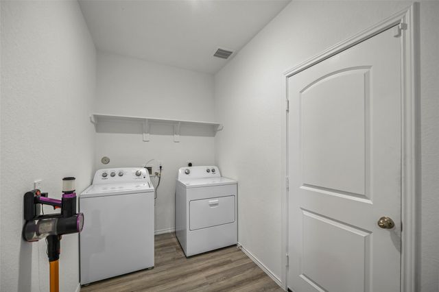 1103 Juniper Vista Dr, Houston, TX 77090