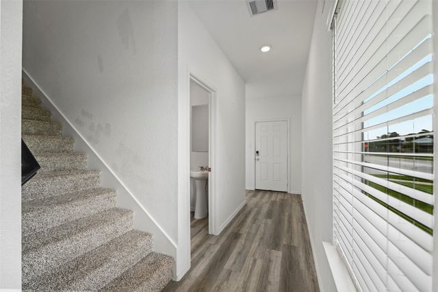 1103 Juniper Vista Dr, Houston, TX 77090