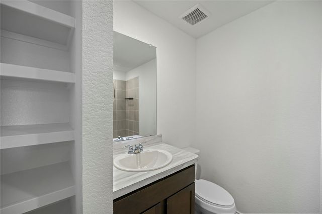 1103 Juniper Vista Dr, Houston, TX 77090