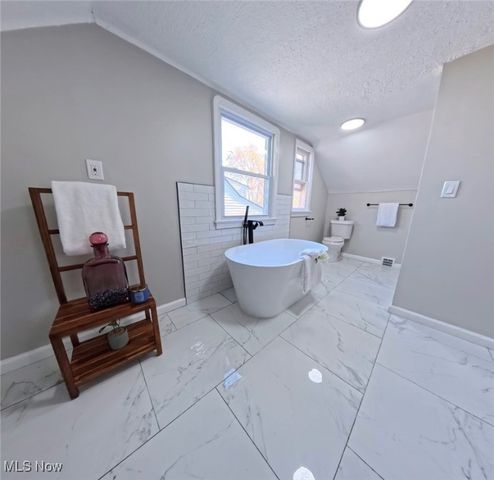 4198 Wyncote Road, South Euclid, OH 44121