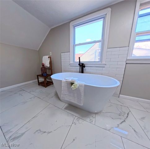 4198 Wyncote Road, South Euclid, OH 44121