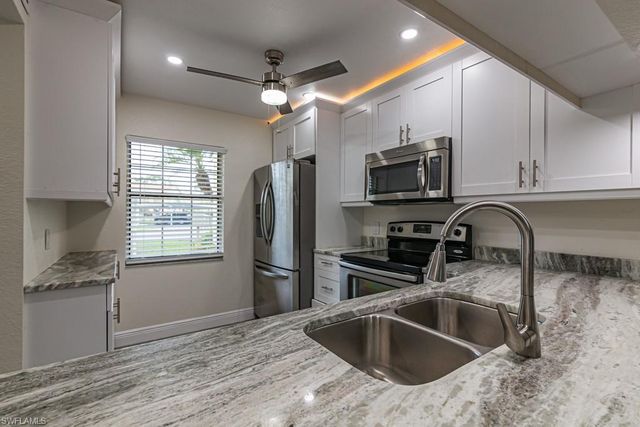 2562 Kings Lake BLVD, Naples, FL 34112
