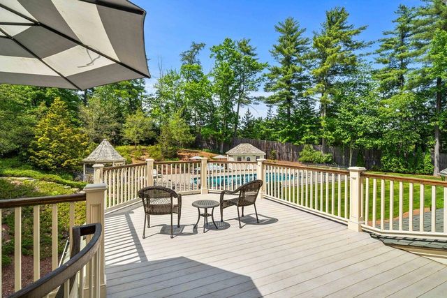 56 Oak Drive, Bedford, NH 03110
