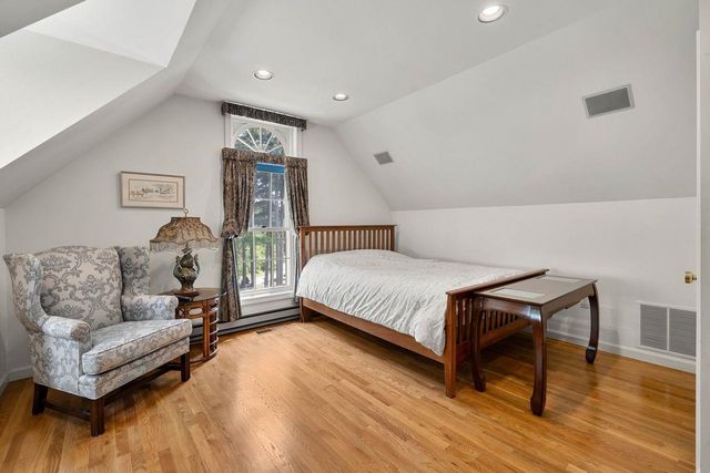 56 Oak Drive, Bedford, NH 03110