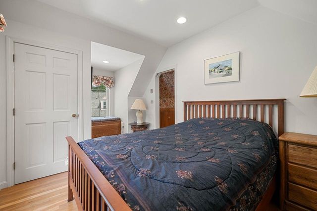 56 Oak Drive, Bedford, NH 03110