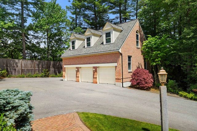 56 Oak Drive, Bedford, NH 03110