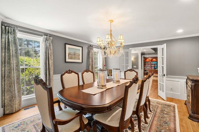 56 Oak Drive, Bedford, NH 03110