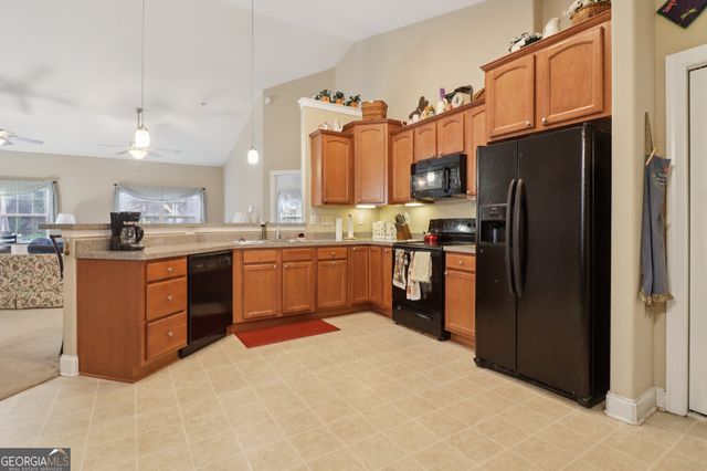 1502 Commonwealth Circle, Newnan, GA 30263